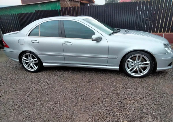 mercedes benz Mercedes-Benz Klasa C cena 72100 przebieg: 188000, rok produkcji 2005 z Starachowice